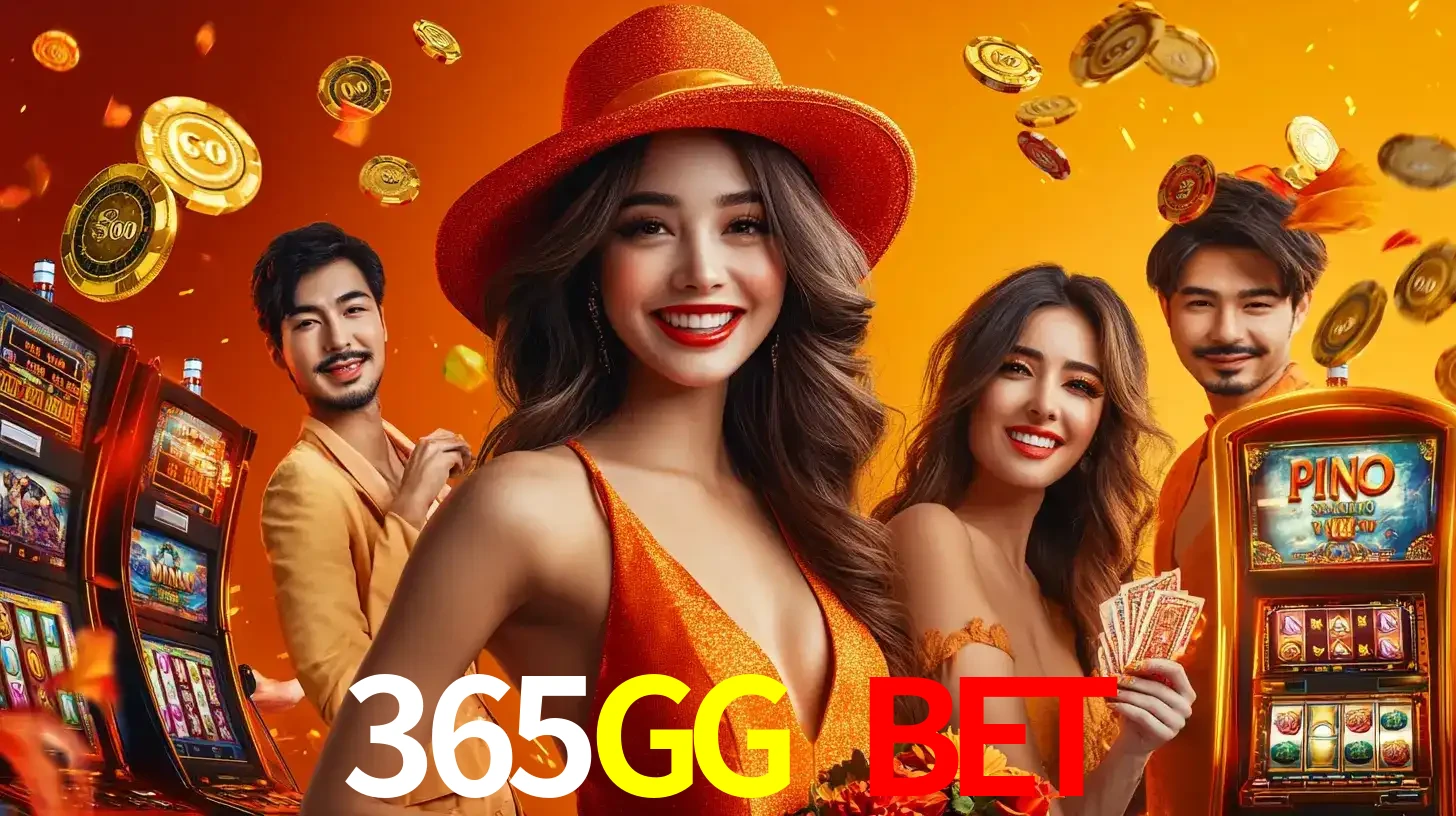 Grupo de amigos asiáticos sorrindo e se divertindo com máquinas de caça-níqueis em um ambiente festivo, celebrando suas vitórias nos jogos de cassino do 365GG BET.